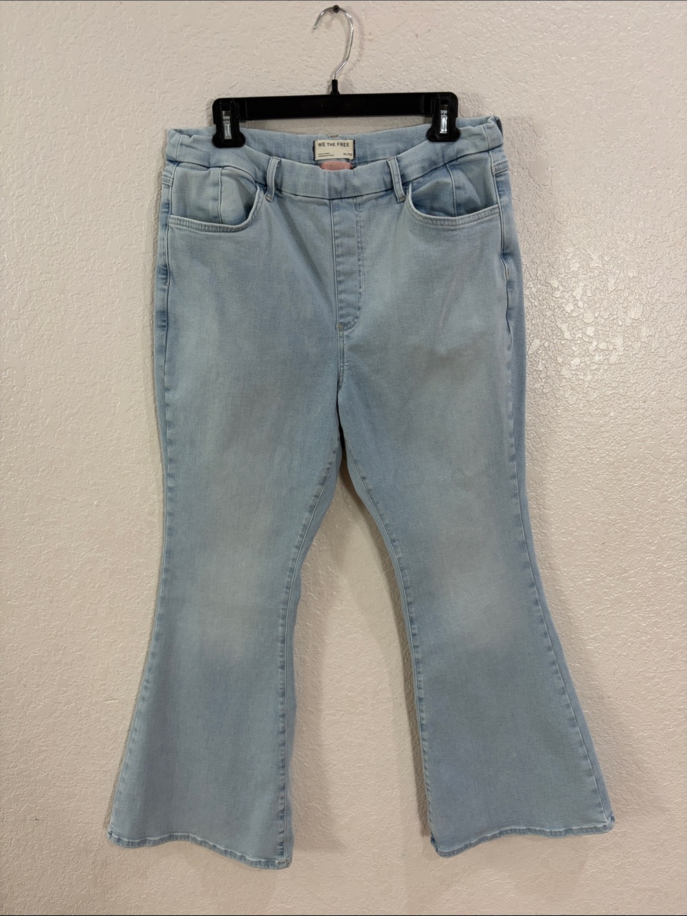 We the free,Size XL,Light Wash Orvy Infinite ,Flare Women’s Jeans - Pale Blue